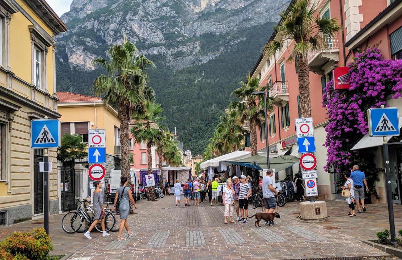 Sembenini Palace Riva del Garda Luaran gambar